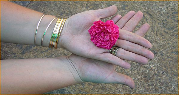 La nostra mission: massaggi, ayurlifting, hawaiano, lomi lomi, sea malay, ayurvedico, stone massage, mukhashiroabhyangam. La nostra mission: massaggi, ayurlifting, hawaiano, lomi lomi, sea malay, ayurvedico, stone massage, mukhashiroabhyangam.